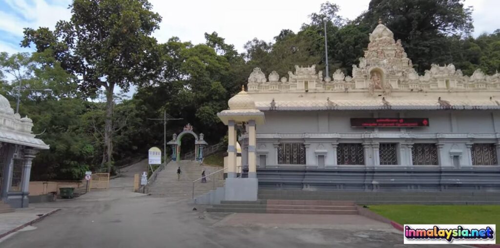 Balathandayuthapani Temple (Waterfall Hilltop Temple)