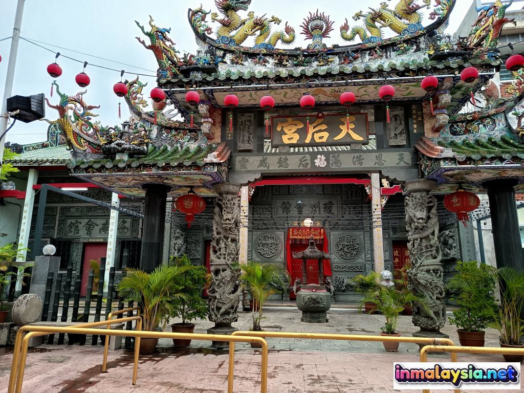 Hainan Temple
